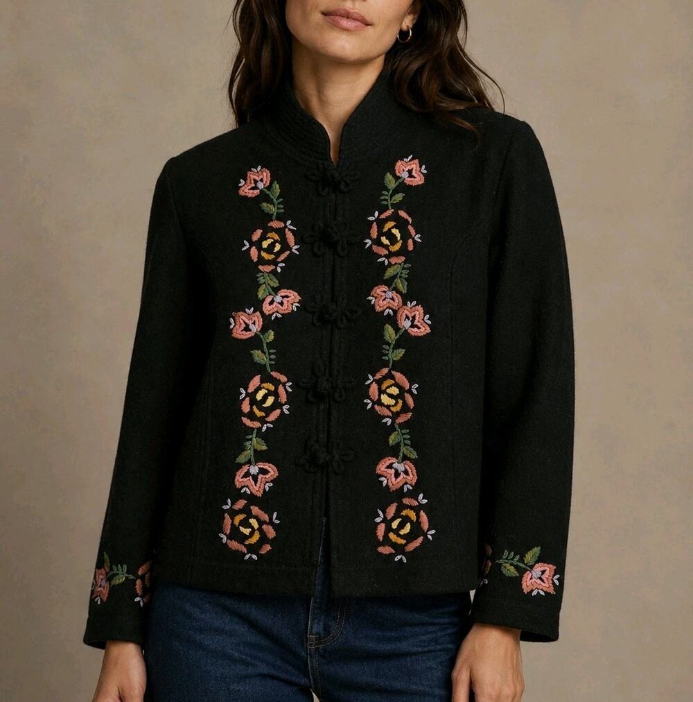 Vintage Fresh Groove 100% Wool Embroidered Floral Cardigan Sweater Sz M Jacket